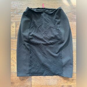 Ruby Ribbon Black Skirt- size Medium